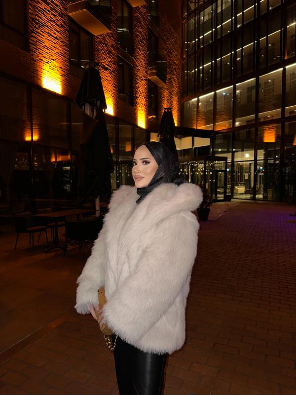 Bej Astarlı Kürk 1111 