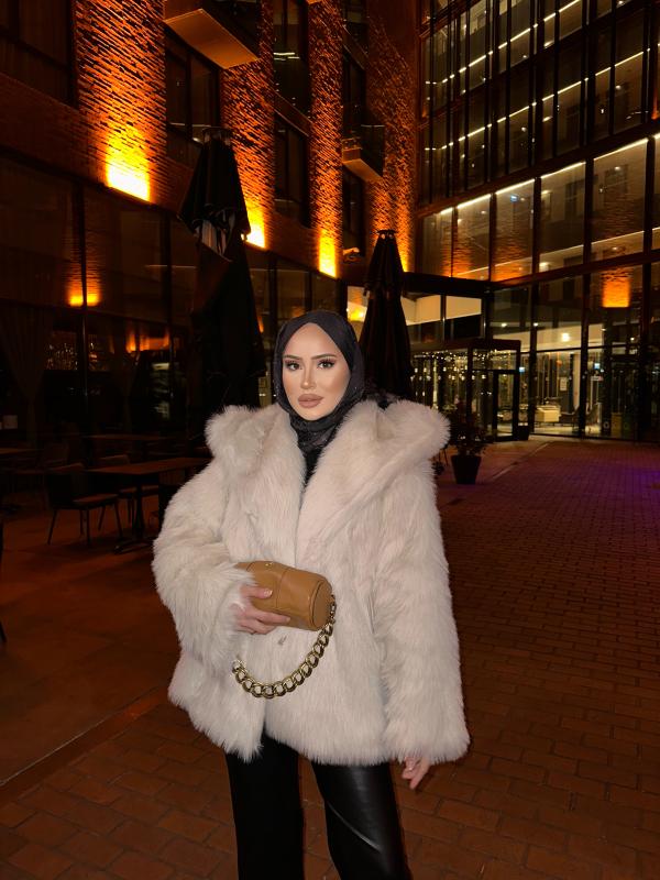 Bej Astarlı Kürk 1111 