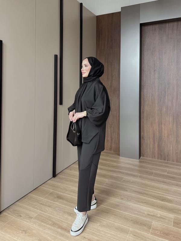 SİYAH POÇİ ASİMETRİK TAKIM 1107