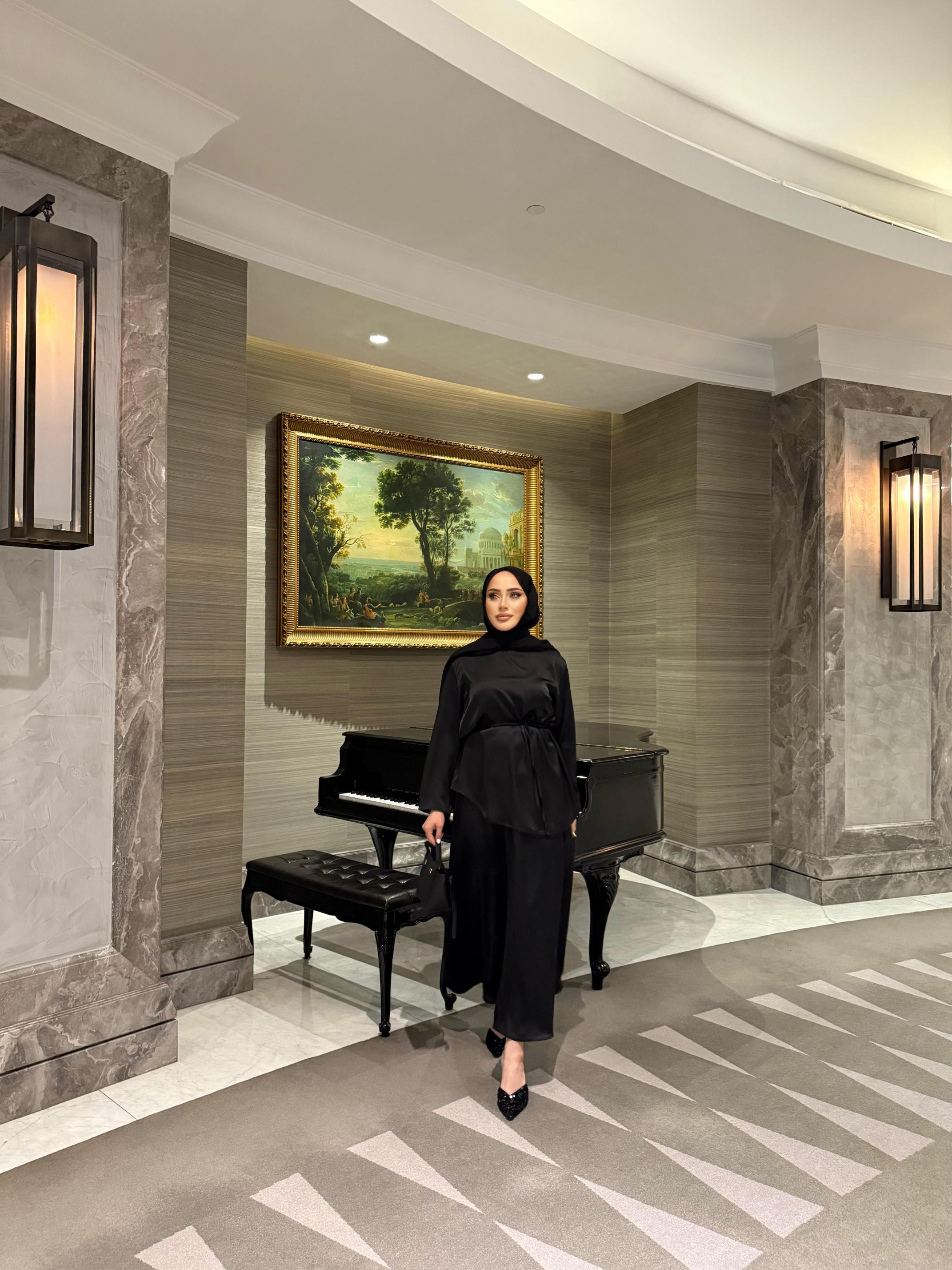 SİYAH%20SATEN%20ETEK%20TAKIM%203562