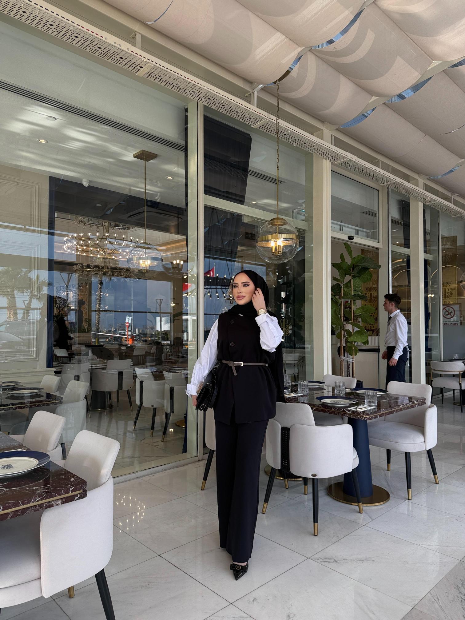 Siyah%20Neslina%20Yelek%20Takım%203342