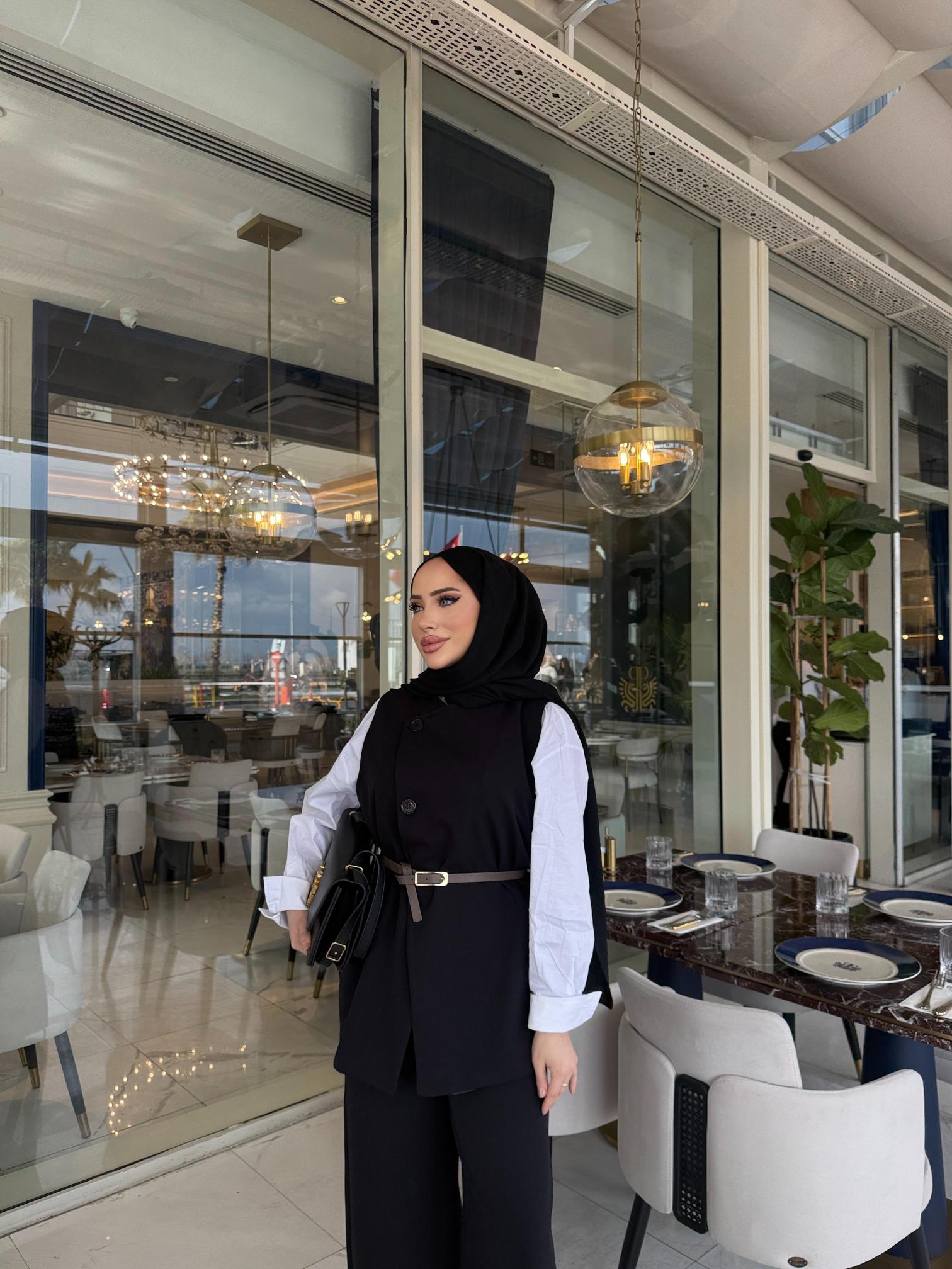 Siyah%20Neslina%20Yelek%20Takım%203342