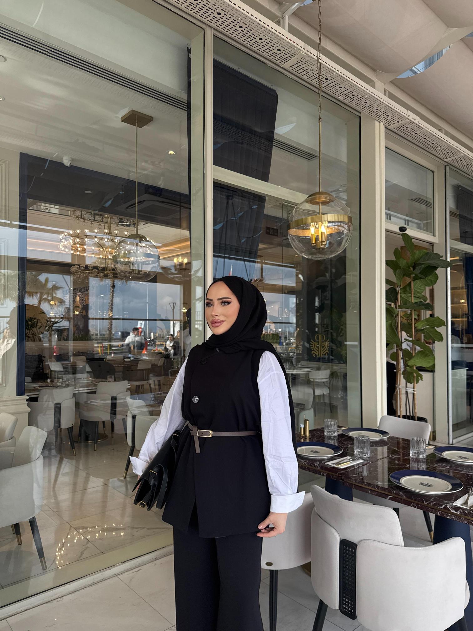 Siyah%20Neslina%20Yelek%20Takım%203342
