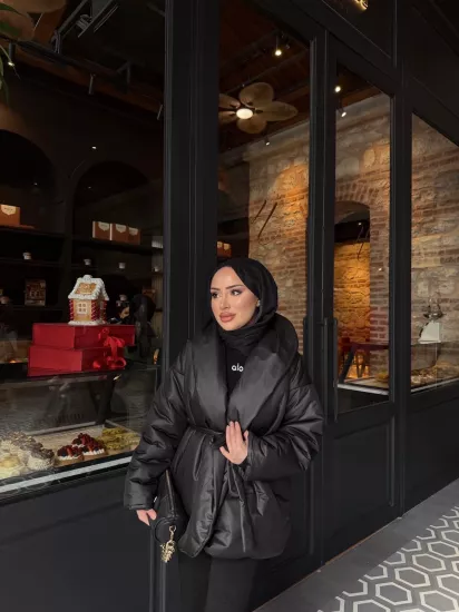 SİYAH ŞİŞME MONT 208