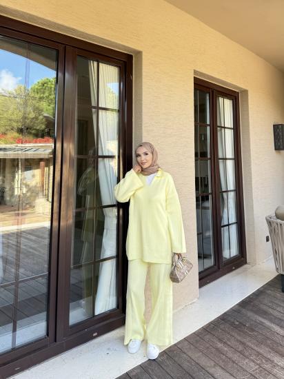 Sarı  V Yaka Triko Takım 1030