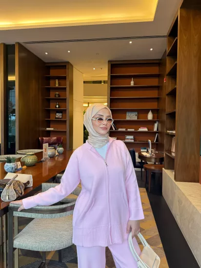 Pembe Kapişonlu Hırka Triko Takım 2507